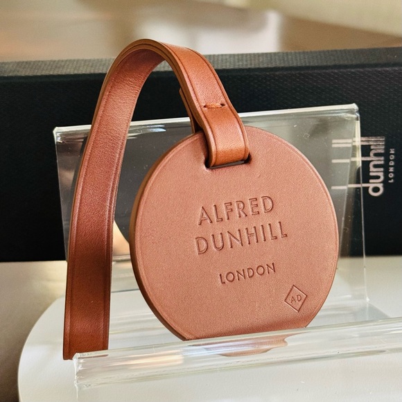Alfred Dunhill Duke Luggage Tag - Genuine Leather -NWT- All Inclusion - Picture 1 of 10